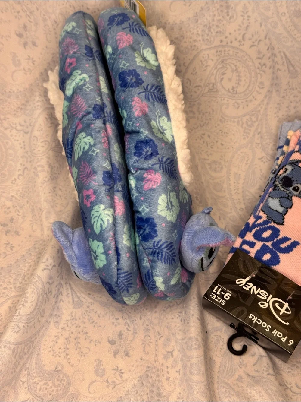 Disney no slip